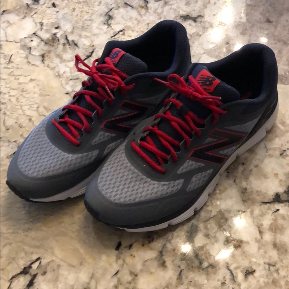 New Balance lightweight running shoes, Size 11 US